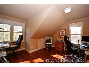 11 Silverstone Drive - Photo 15