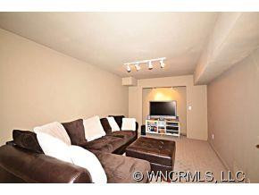 11 Silverstone Drive - Photo 19