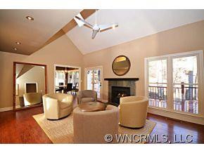 11 Silverstone Drive - Photo 5