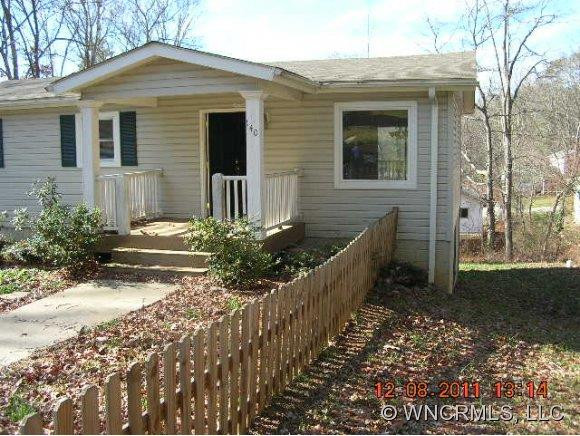 140 Chestnut Place