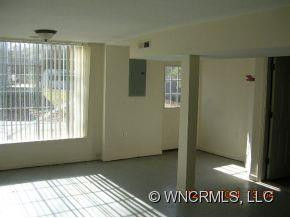 140 Chestnut Place - Photo 7