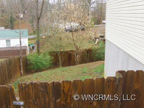 102 Springbrook - Photo 2