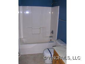 102 Springbrook - Photo 6