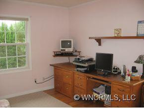 103 HAMPSHIRE LANE - Photo 7