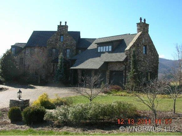 208 Folkstone Lane
