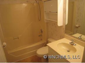 116 Falling Waters Road - Unit #4 - Photo 9
