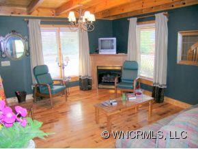 401 Laurel Lakes Parkway - Photo 3