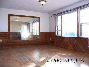 1907 GEORGE STREET - Photo 2