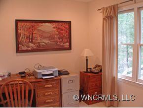 136 Galuyasdi Court - Photo 14