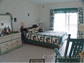 136 Galuyasdi Court - Photo 9