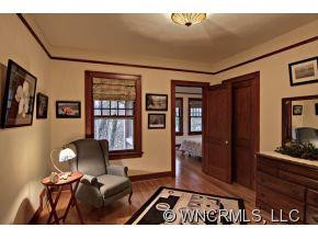 136 Charles Street - Photo 11
