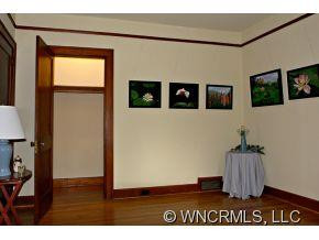 136 Charles Street - Photo 13