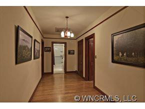 136 Charles Street - Photo 14