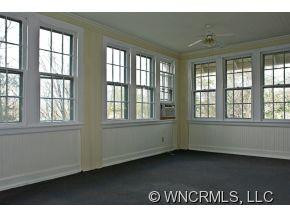 136 Charles Street - Photo 16