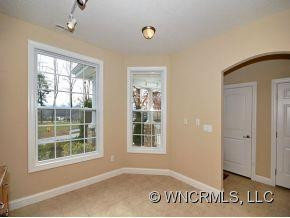 41 EAGLE POINTE WAY - Photo 8