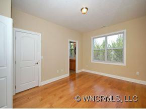 41 EAGLE POINTE WAY - Photo 9