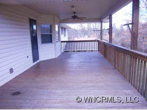460 Beach Drive - Photo 3