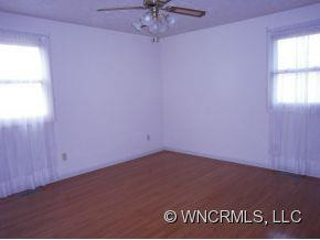 460 Beach Drive - Photo 5
