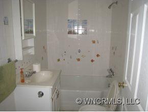 1207 Charlotte Highway - Photo 10