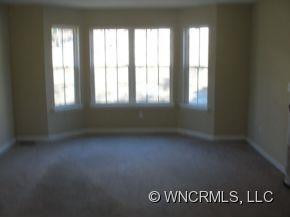 147 BEECHWOOD CIRCLE - Photo 2