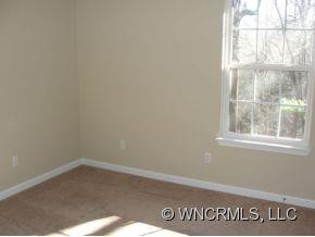 147 BEECHWOOD CIRCLE - Photo 4