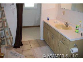 147 Fallen Oaks - Photo 6