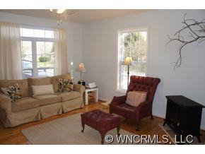 301 Northeast - Photo 8