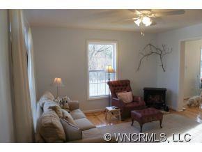 301 Northeast - Photo 10
