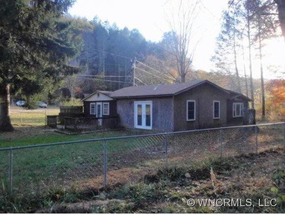 3 Curly Willow Lane