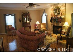 202 Colonel Holcombe Place - Photo 4