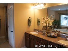 202 Colonel Holcombe Place - Photo 8