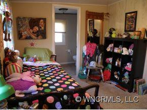 220 Linden Street - Photo 10