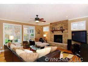 18 Banks Town - Photo 3