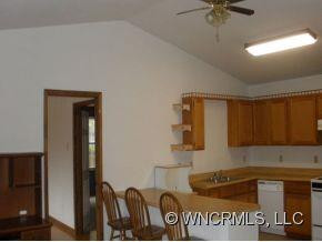108 FLATWOOD LANE - Photo 3
