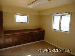 720 Greenwood Dr - Photo 9