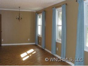 296 N. RUGBY - Photo 2