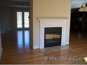 147 Spring Hill - Photo 2
