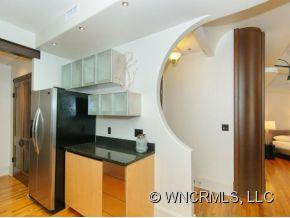 84 W. WALNUT STREET #203 - Photo 12