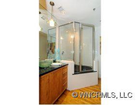 84 W. WALNUT STREET #203 - Photo 18