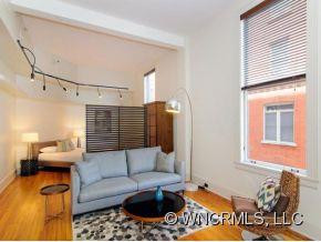 84 W. WALNUT STREET #203 - Photo 4