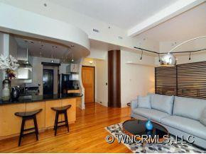 84 W. WALNUT STREET #203 - Photo 8