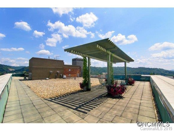 84 W. WALNUT STREET #204 - Photo 21