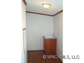 140 Frances Lane - Photo 16