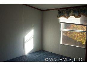 140 Frances Lane - Photo 10