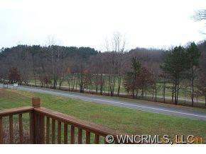 16 Parkway Dr - Photo 4