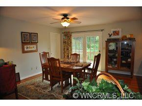 11 Ridgeway - Photo 5