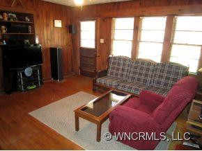 18 Goldmont - Photo 4