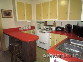 18 Goldmont - Photo 7