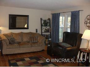 16 Oak Leaf Lane - Photo 2