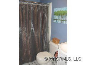16 Oak Leaf Lane - Photo 11